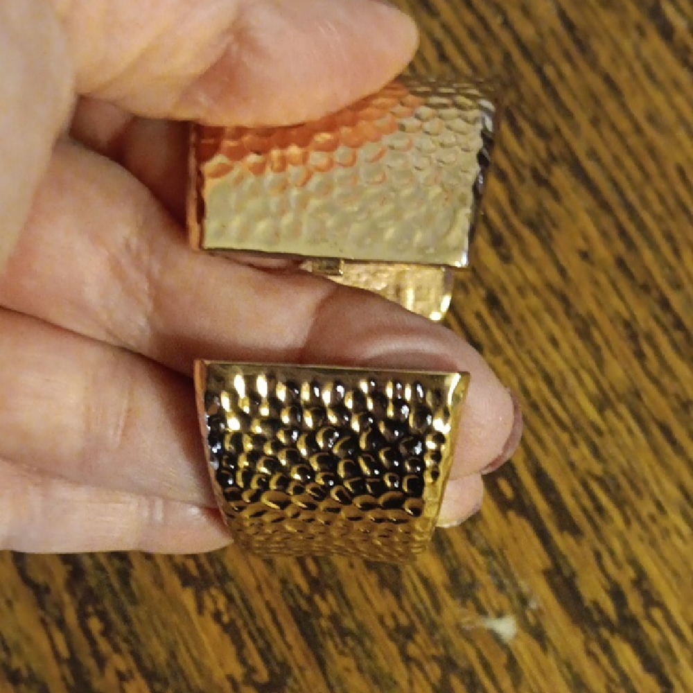 Textured Gold Ring - Picture 5 of 6